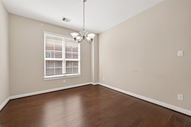 Building Photo - 3002 Overbrook Meadow Ln