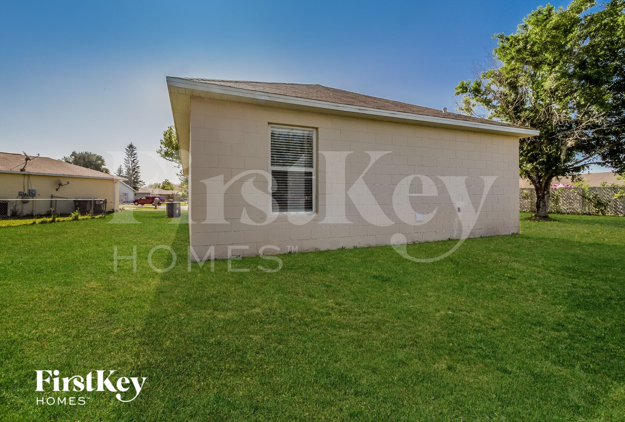 Building Photo - 711 Hamster Way