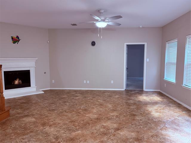 Building Photo - 8433 Nicholson Dr