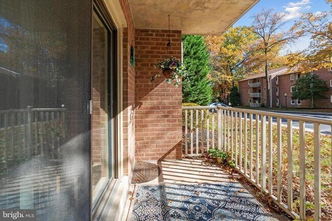 Building Photo - 100 Campbell Cir