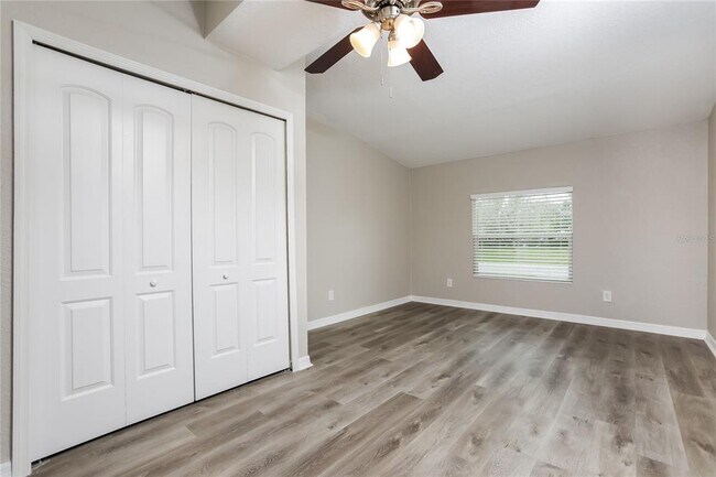 Building Photo - 2428 S Maple Ave