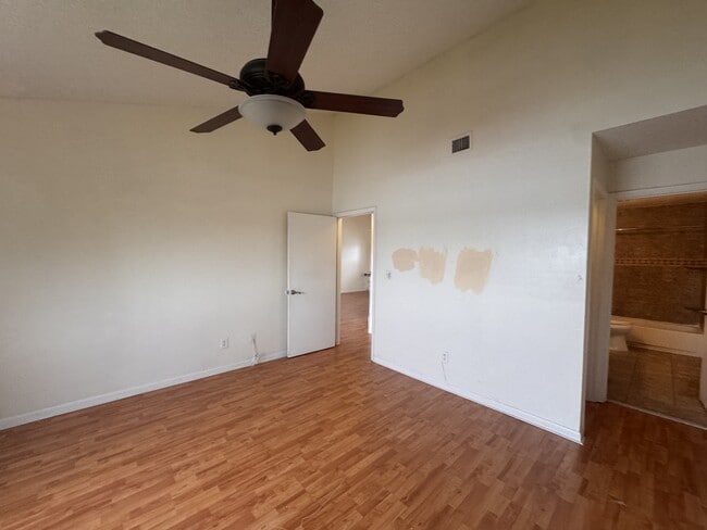 Building Photo - 3409 NW 44th St