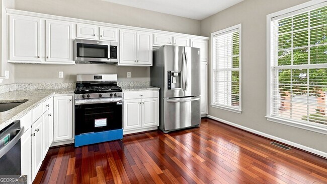 Building Photo - 3389 Lathenview Ct