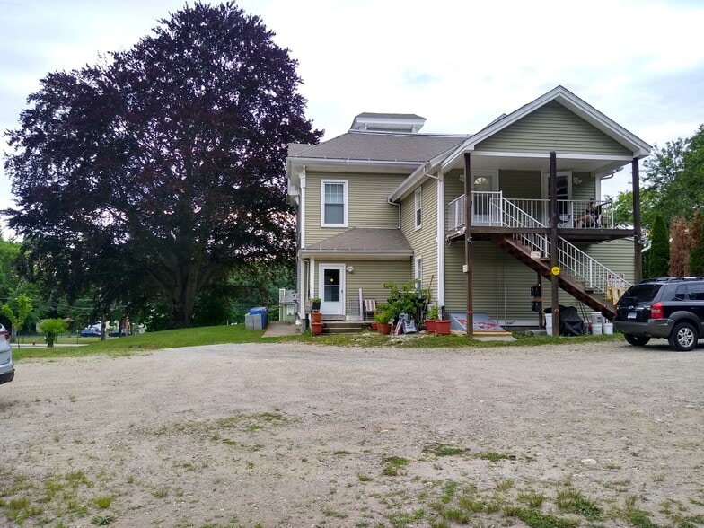 Building Photo - 138 Laurel Hill Ave