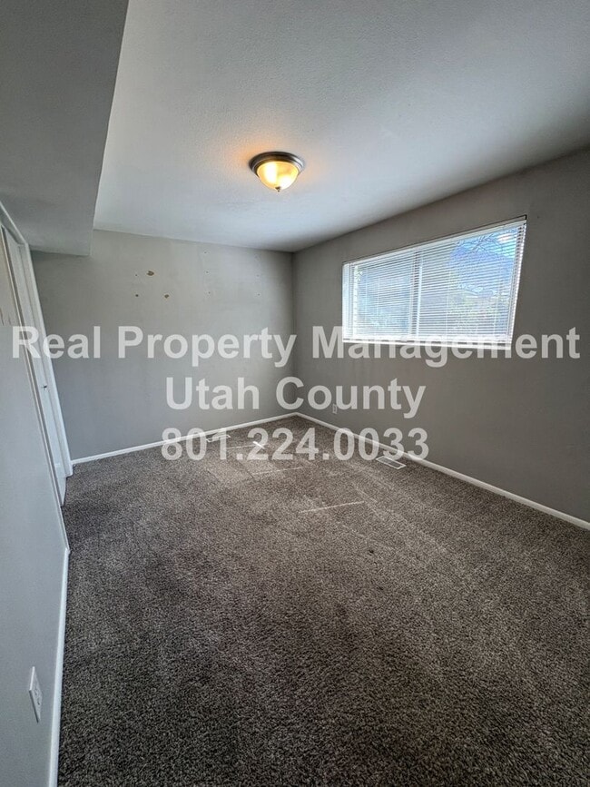 Building Photo - 1474 N 375 W