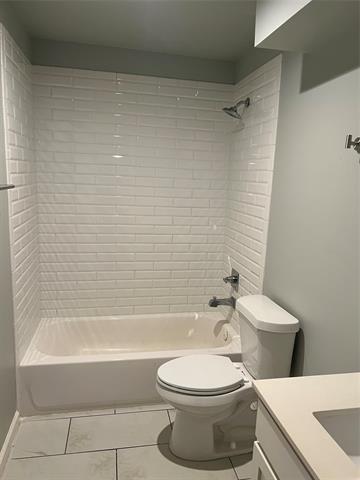 Building Photo - 5014 San Jacinto St