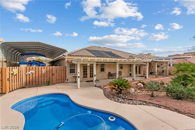 Building Photo - 778 Fairway Dr