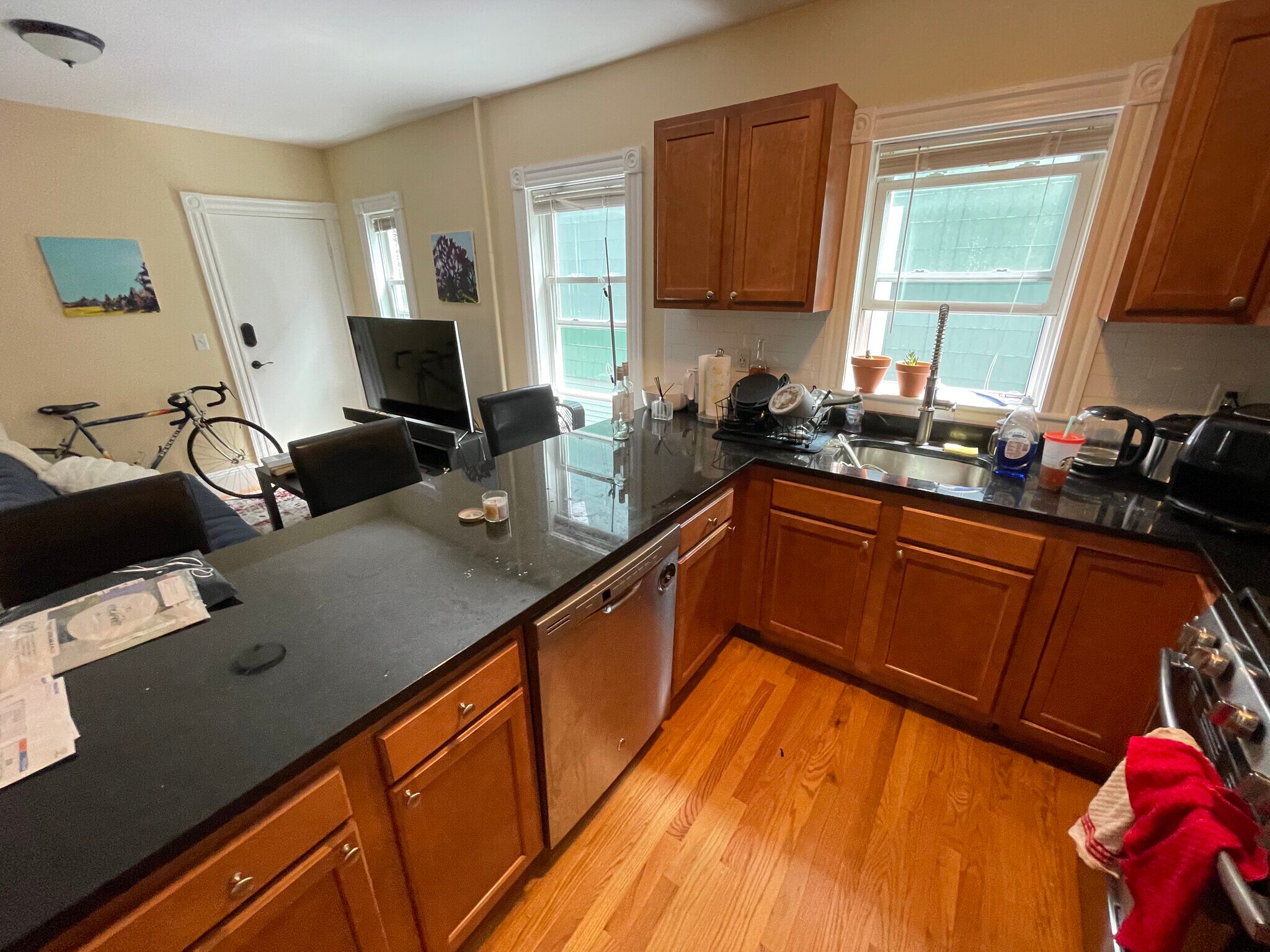 Building Photo - 42 Gorham St