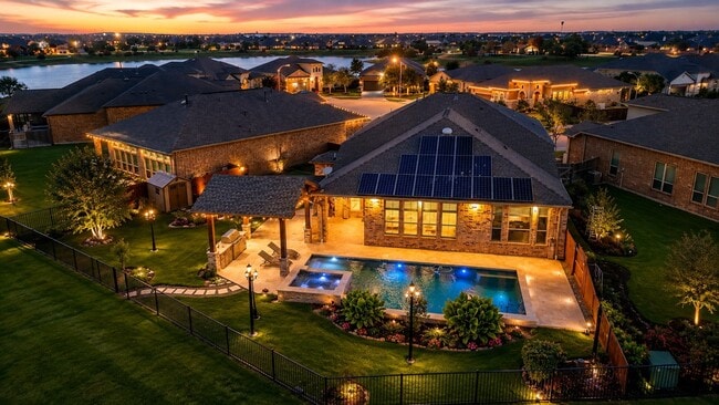 Building Photo - 19903 Oakland Knoll Cir