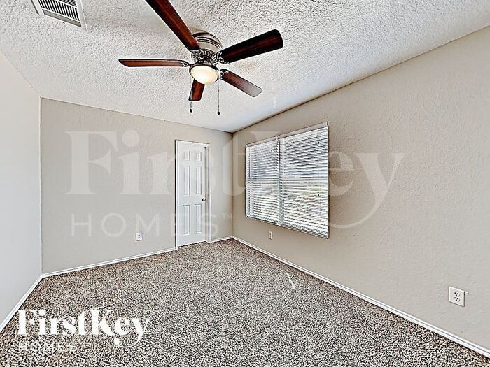 Building Photo - 3508 Aruba Ln