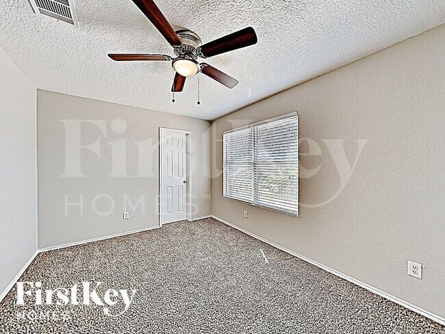 Building Photo - 3508 Aruba Ln