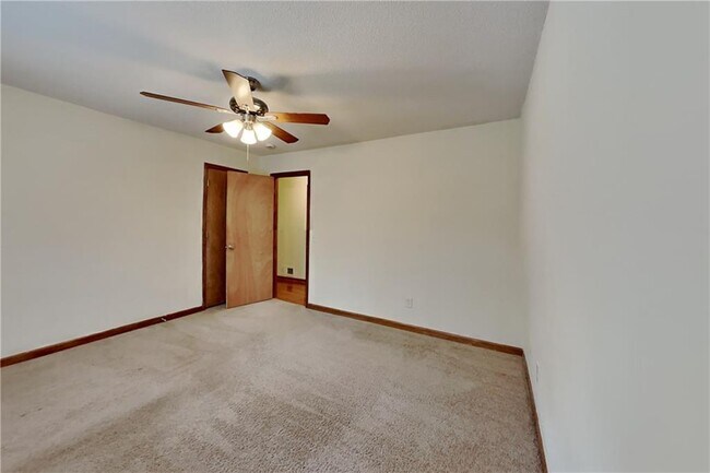 Building Photo - 1339 Wood Park Dr NW