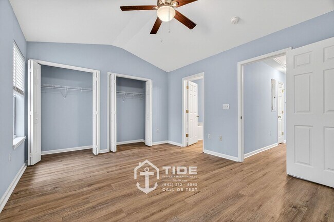 Building Photo - Townhome Living on Daniel Island