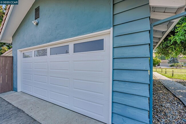 Building Photo - 5891 Caulfield Dr