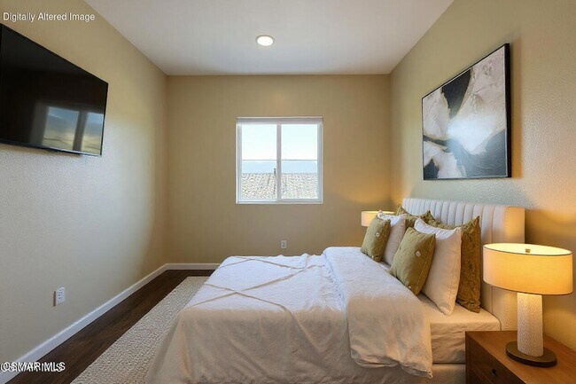 Building Photo - 84 Via Katrina