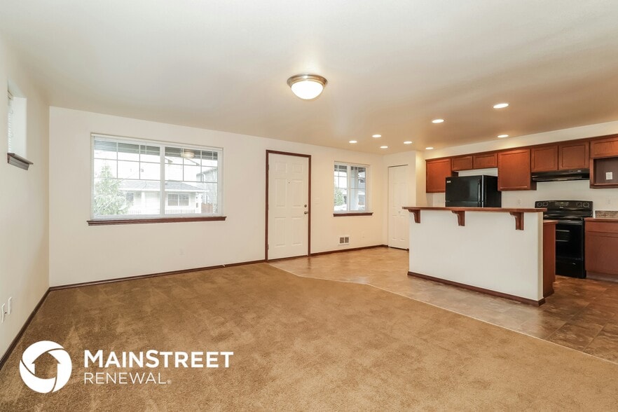 Building Photo - 4740 147th Pl NE