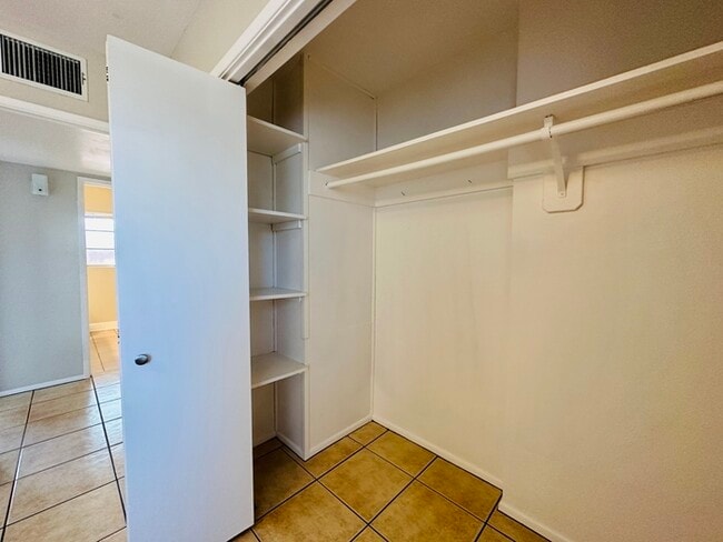 Building Photo - $500 Off Move In Special! Beautifully Remo...
