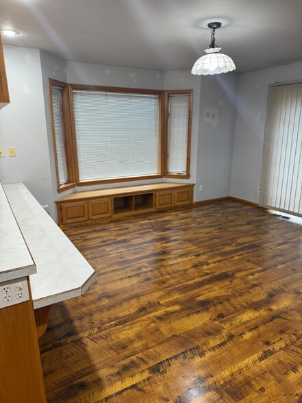 Building Photo - 9342 Sumas Rd