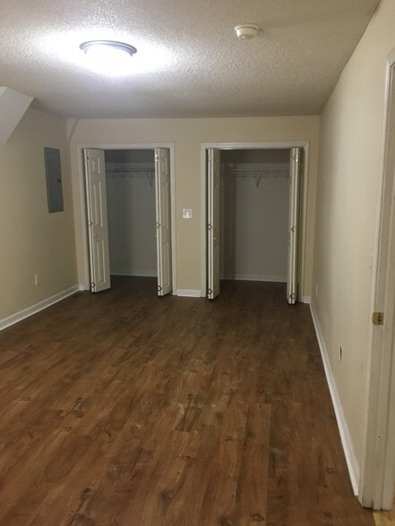 bedroom 1 - 124 Sky Harbor Rd