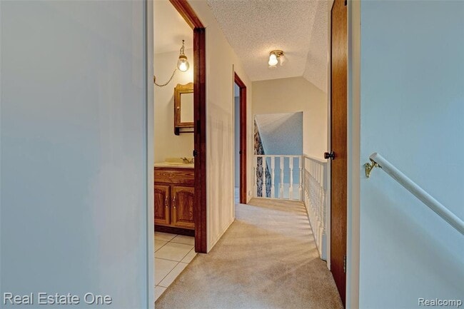 Building Photo - 5307 Metamora Rd