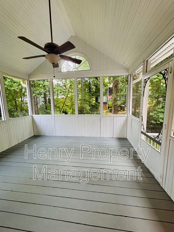 Building Photo - 203 Langston Mill Ct