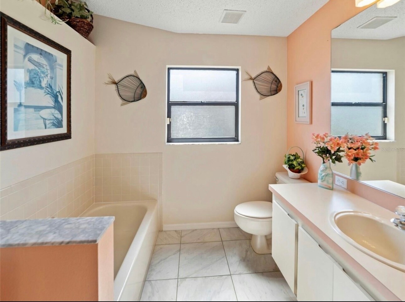 Building Photo - 14160 Faldo Ct