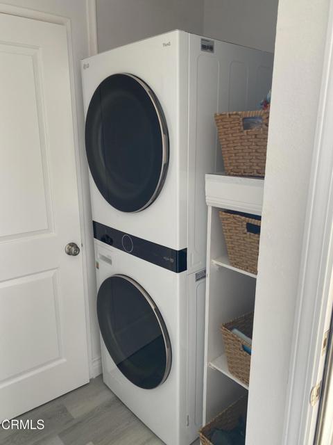 Building Photo - 397 E Surfside Dr