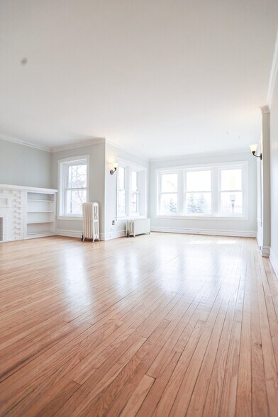 Building Photo - 5610 N Ashland Ave