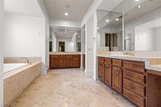 Building Photo - 2259 Green Mountain Ct