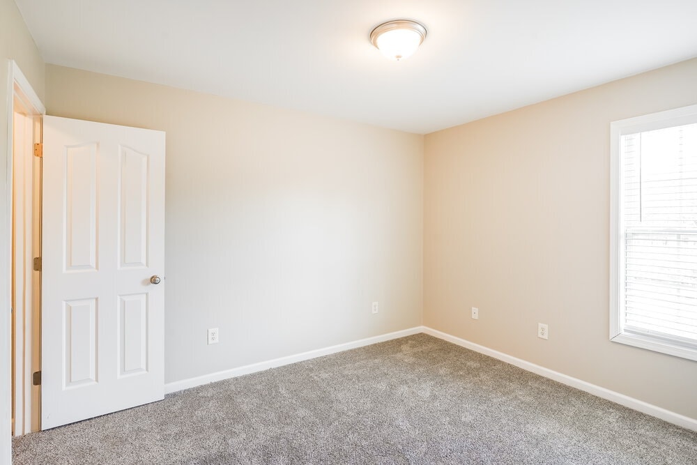 Building Photo - 1476 Priestshore Bay