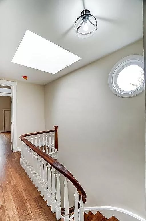 Building Photo - 1106 Dayton St