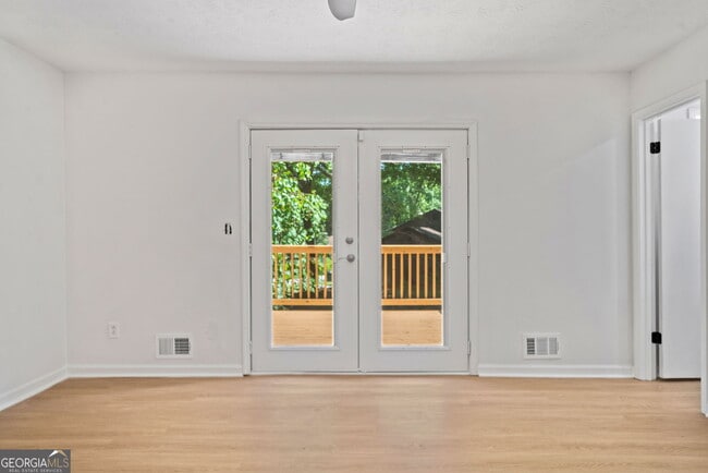 Building Photo - 4050 Daron Ct
