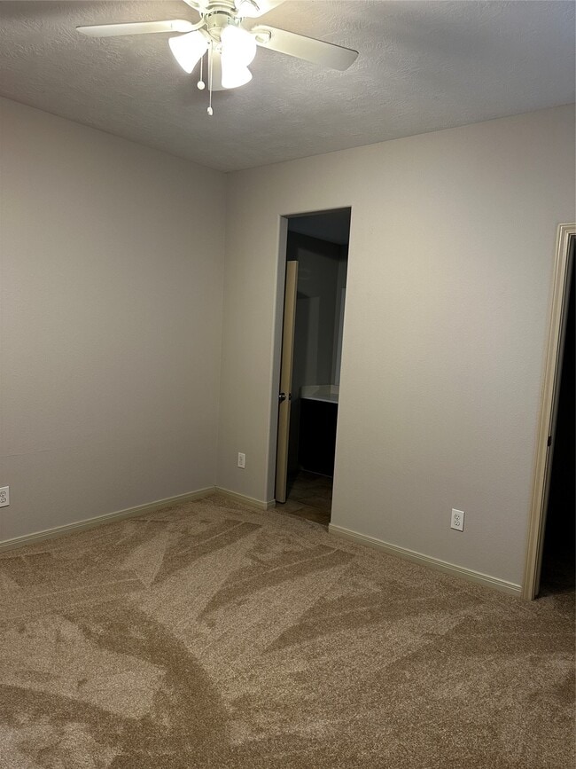 Building Photo - 25110 Ginger Ranch Dr