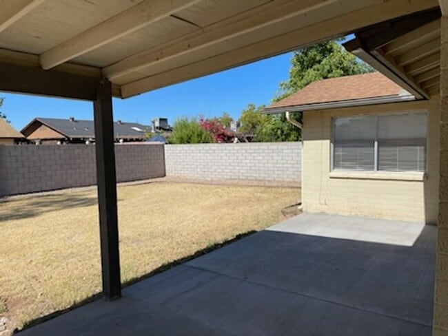 Building Photo - Mesa 4 bedroom rental