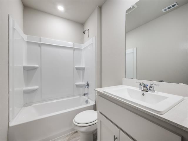 Building Photo - 1609 Cansler Dr