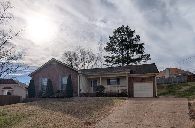 Building Photo - 1403 Cedardale Ct