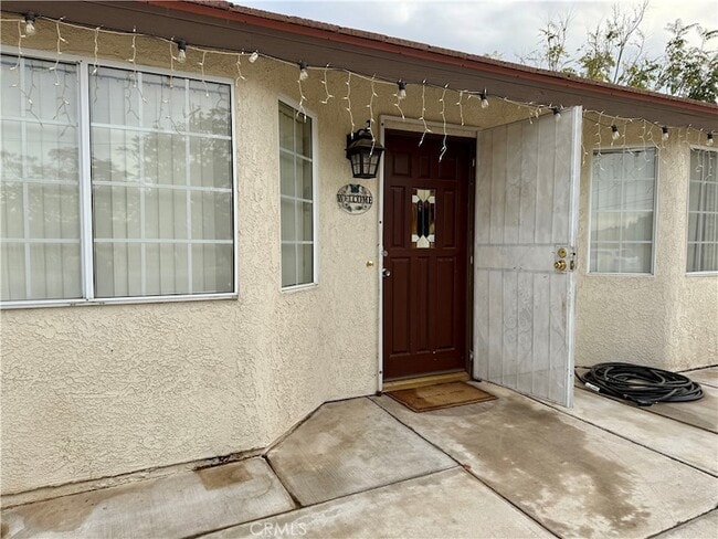 Building Photo - 18693 Albany St