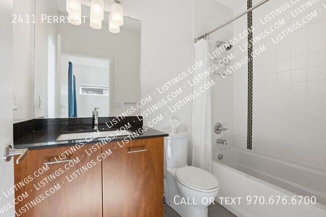 Building Photo - 2411 Perry St