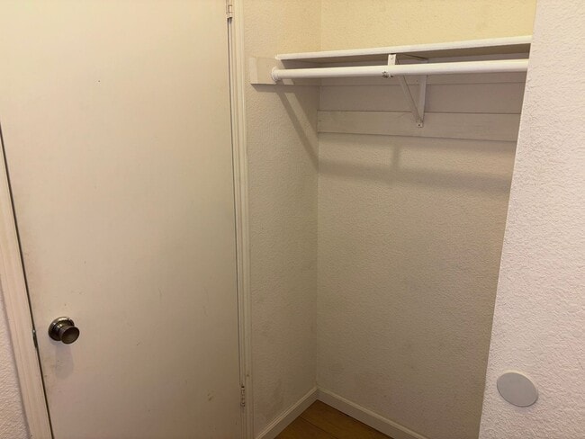 Building Photo - $1900.00-Remodeled 2 Bed 2 Bath, Condo in Glen Cove,(Vallejo) - Downstairs Unit