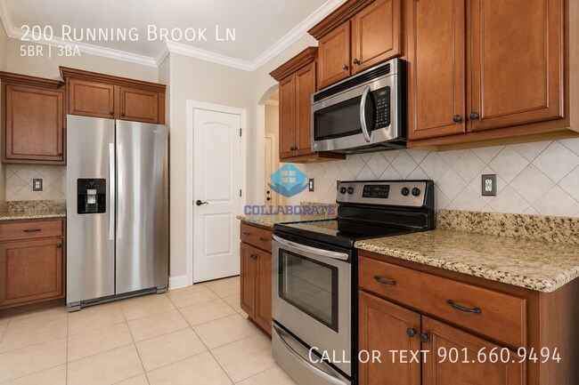 Building Photo - 200 Running Brook Ln