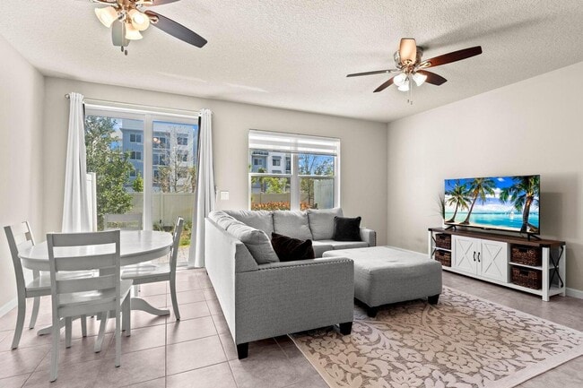 Building Photo - 359 Angler Dr