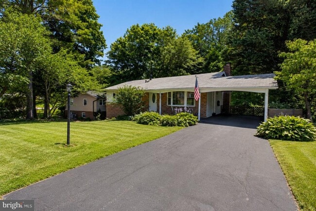 Building Photo - 4752 Carterwood Dr