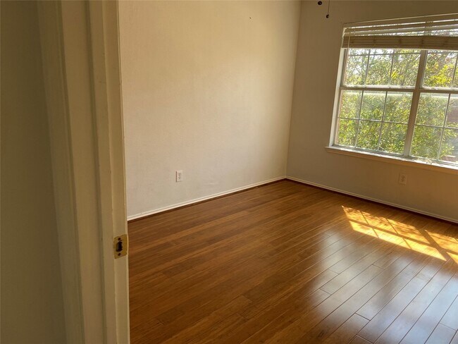Building Photo - 7064 St Augustine Dr