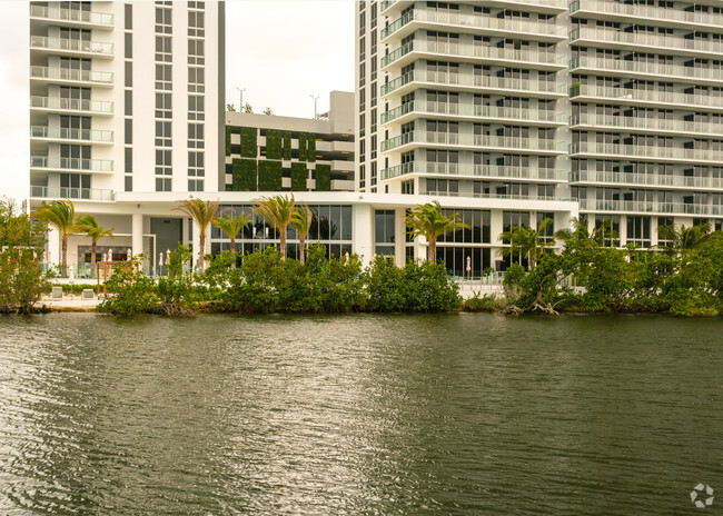 Building Photo - The Harbour