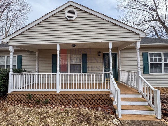 Building Photo - 3 Bedroom/2 Bath Lake Monticello Monticello Rental