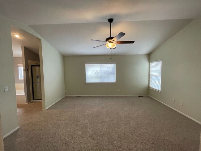 Building Photo - The Full Package