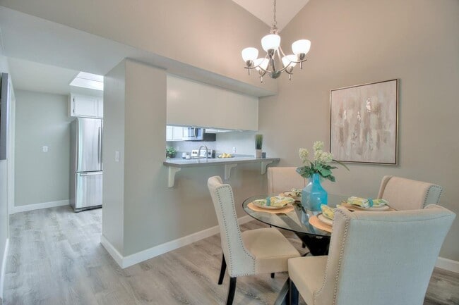 Building Photo - Wow! What a Great Home! Available Now!