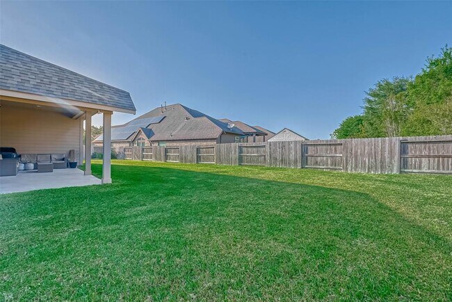 Building Photo - 2603 Longlake Dr
