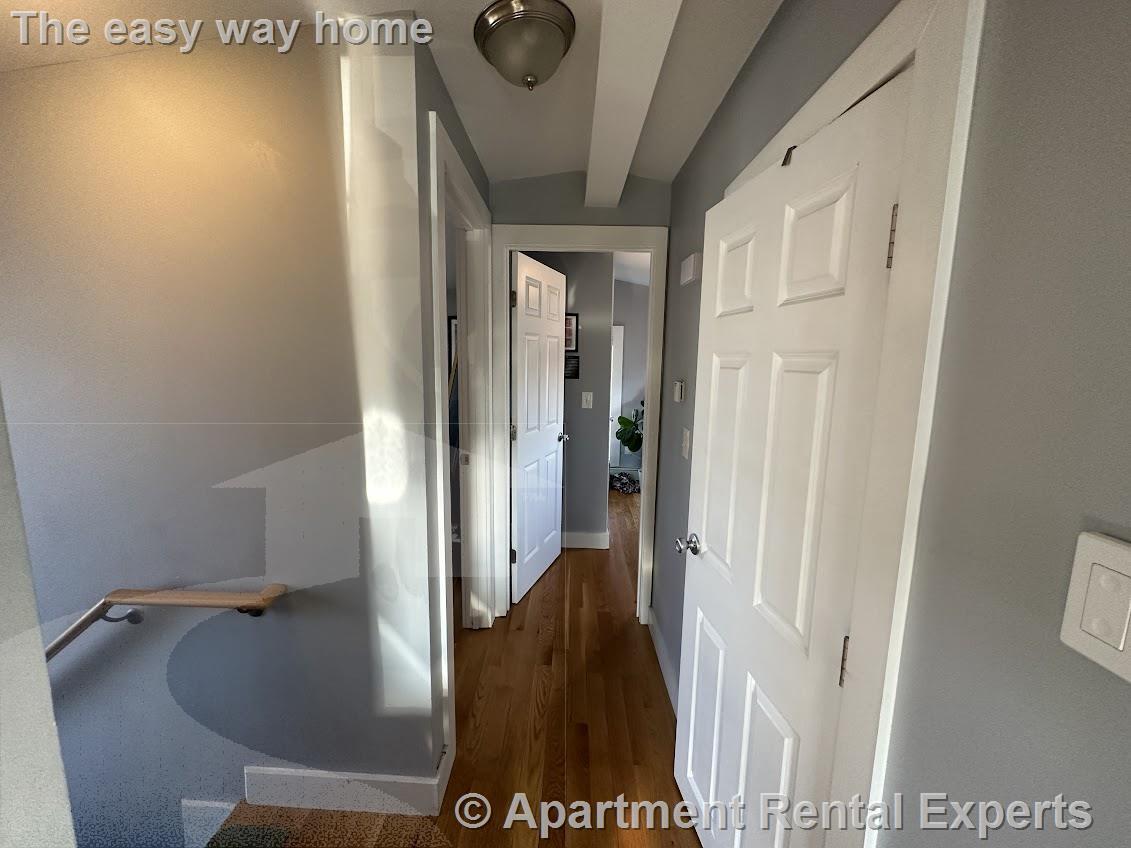 Building Photo - 287 Beacon St