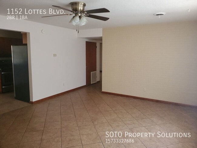 Building Photo - 2BD/1BA Duplex with 1-car Garage in Perryv...